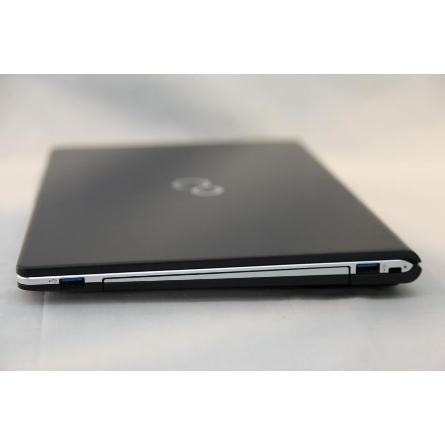 0085★FUJITSU ノートパソコン LIFEBOOK S937/R FMVS08001